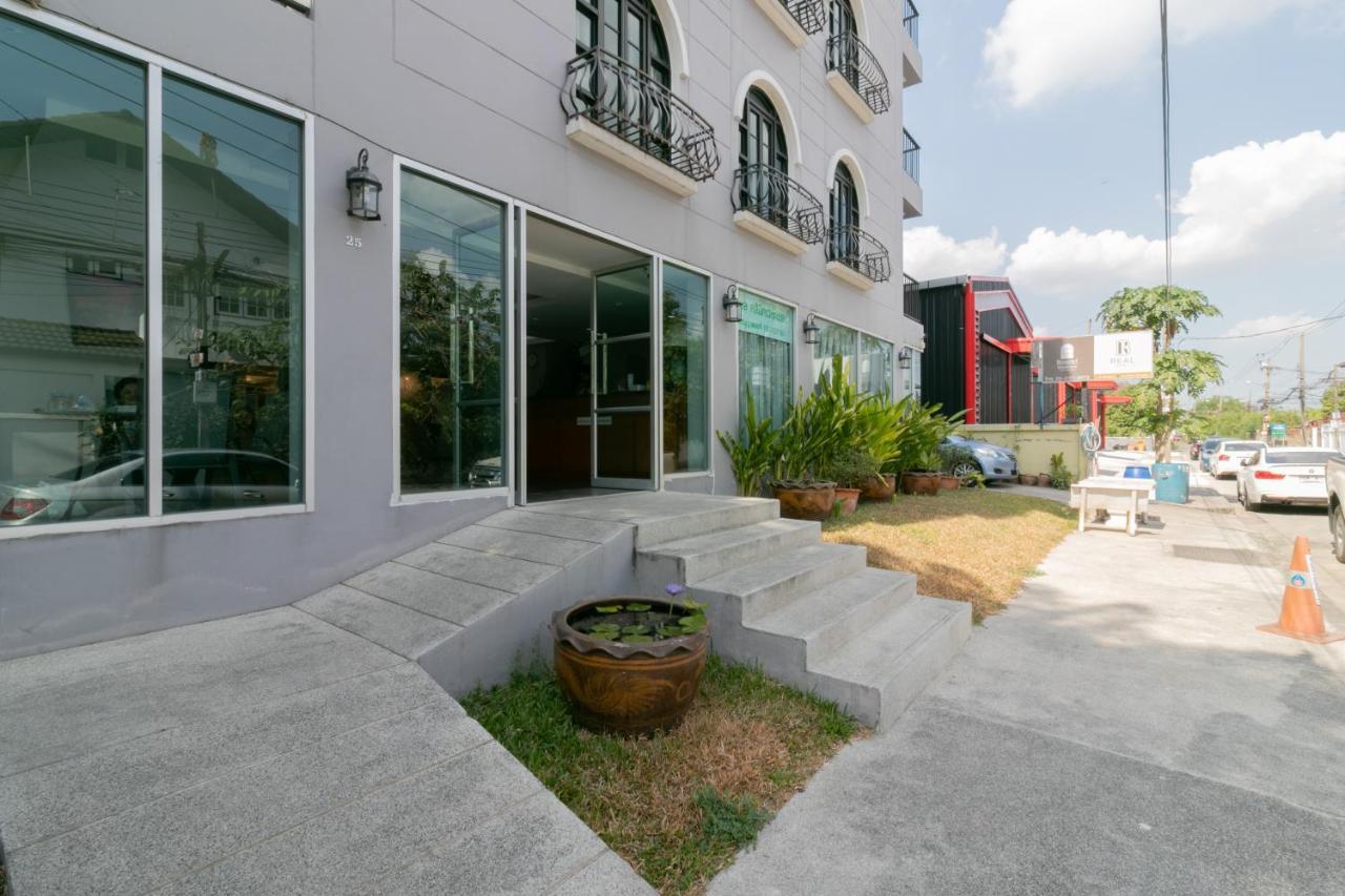 Resortel Lat Phrao 91 Bangkok Luaran gambar