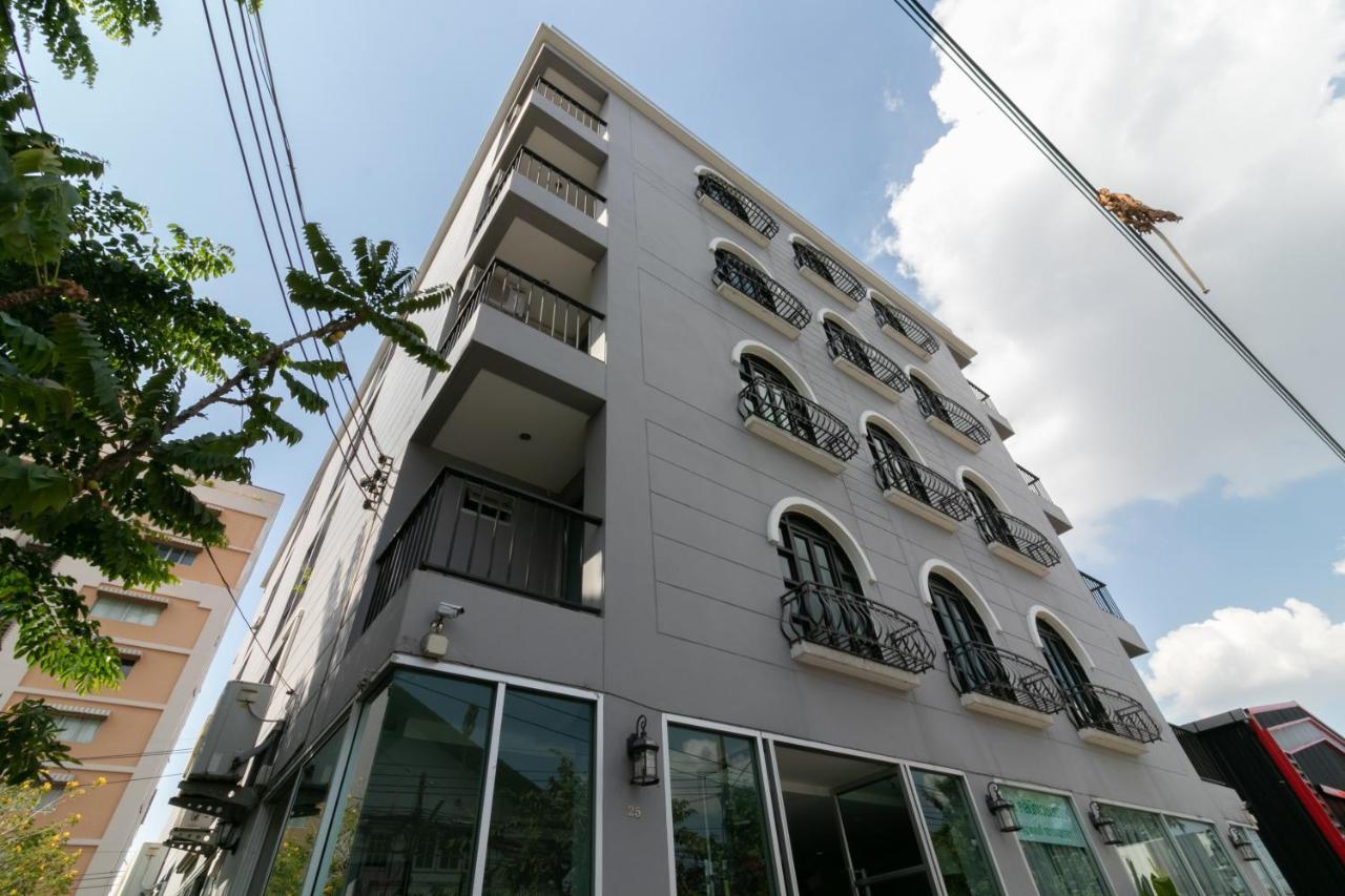 Resortel Lat Phrao 91 Bangkok Luaran gambar
