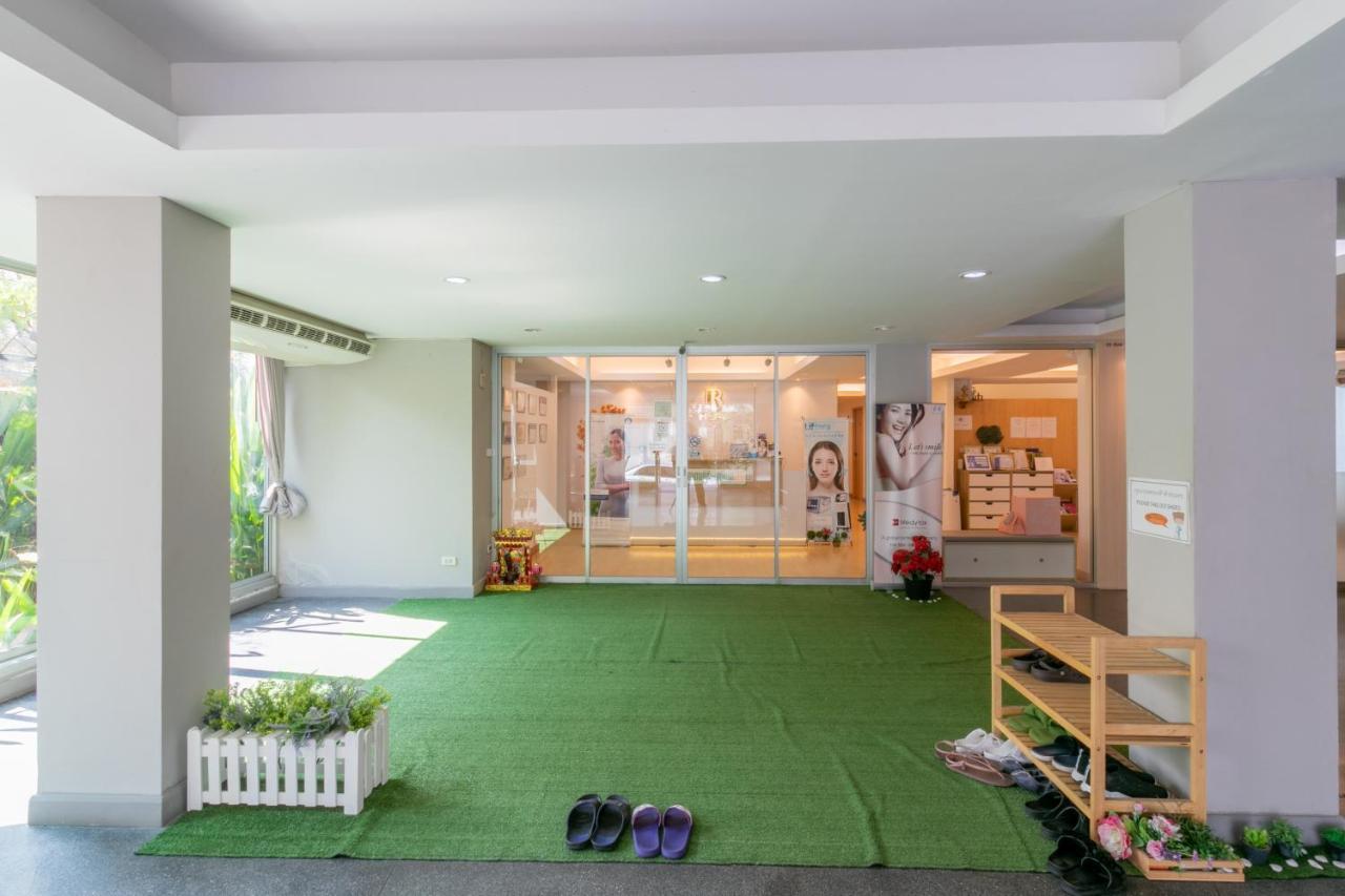 Resortel Lat Phrao 91 Bangkok Luaran gambar