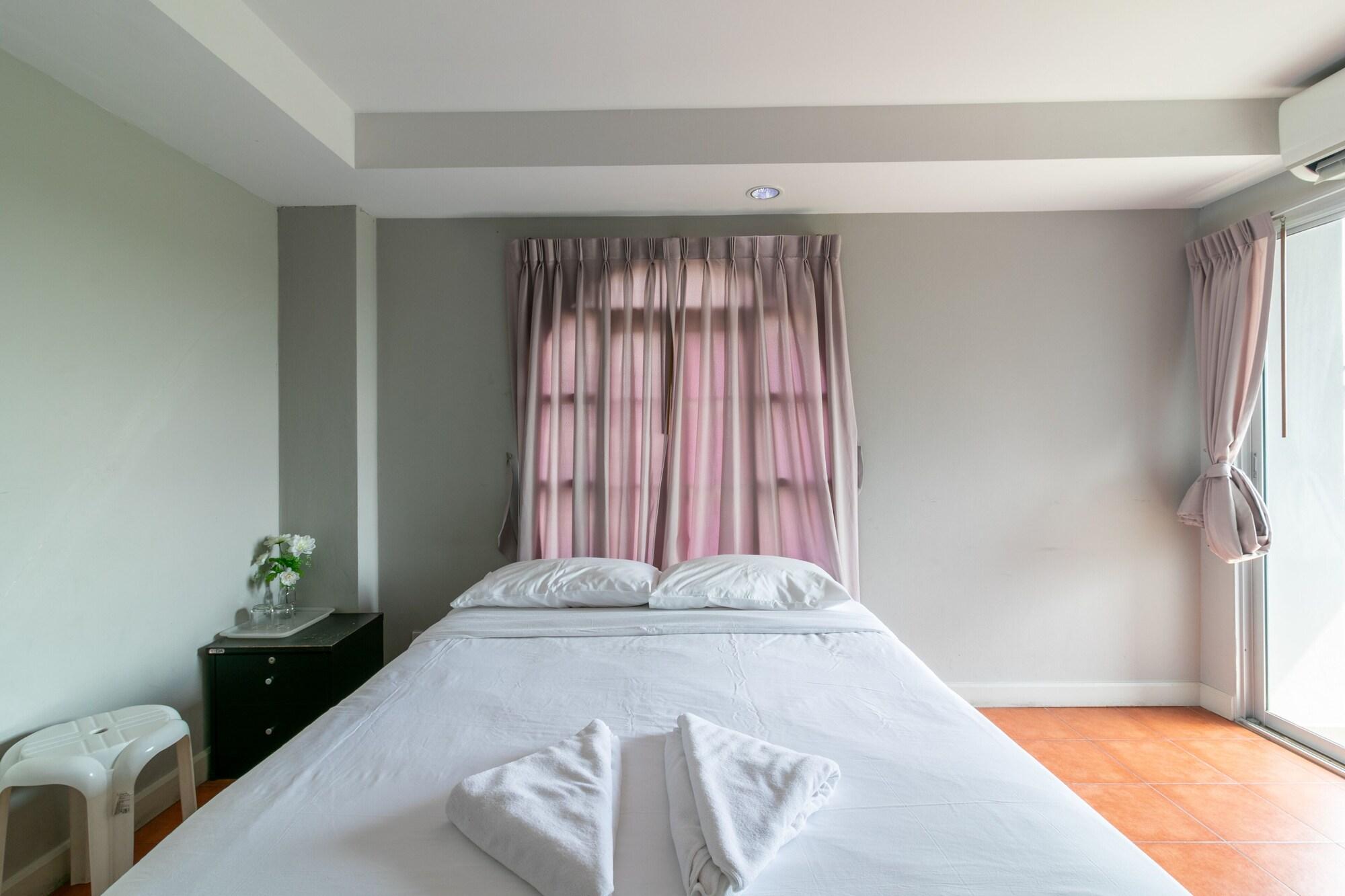 Resortel Lat Phrao 91 Bangkok Luaran gambar
